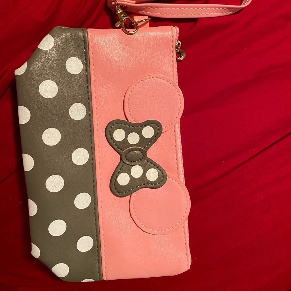 Minnie Mouse clutch bag